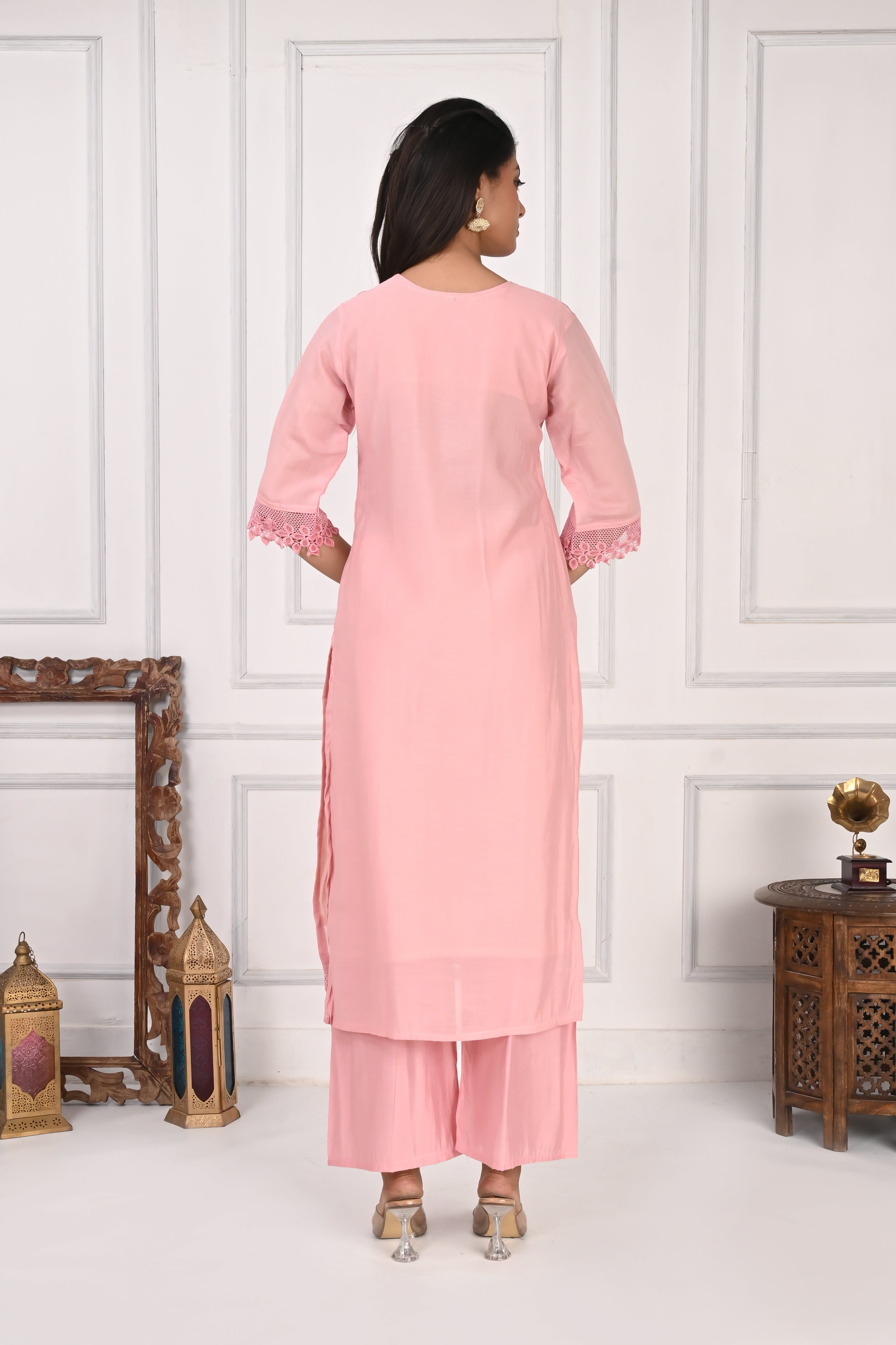 NR-131 Blush Pink Floral Embroidered Kurta Pant Set with Dupatta