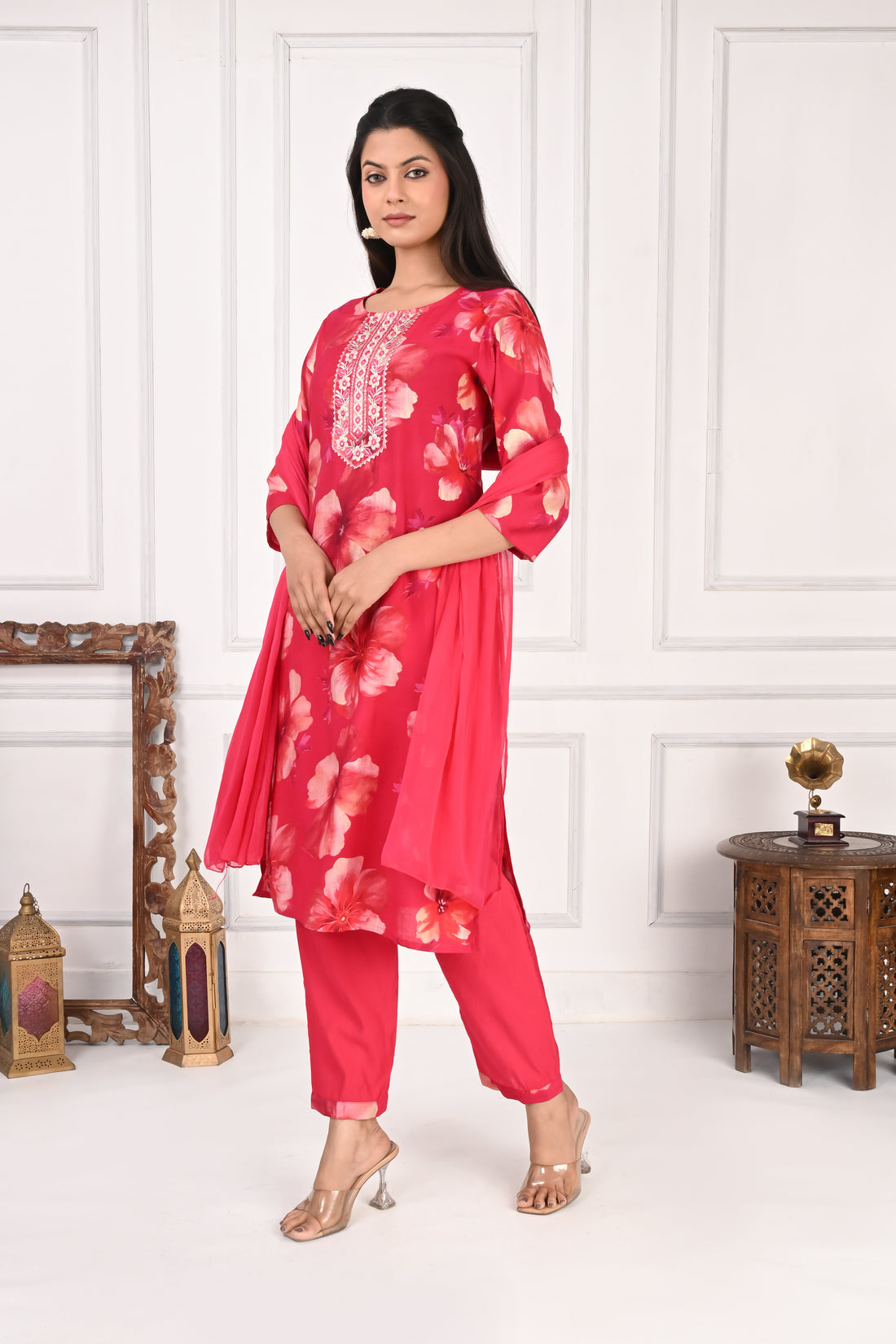 NR-132 Red Floral Printed Kurta Set with Dupatta
