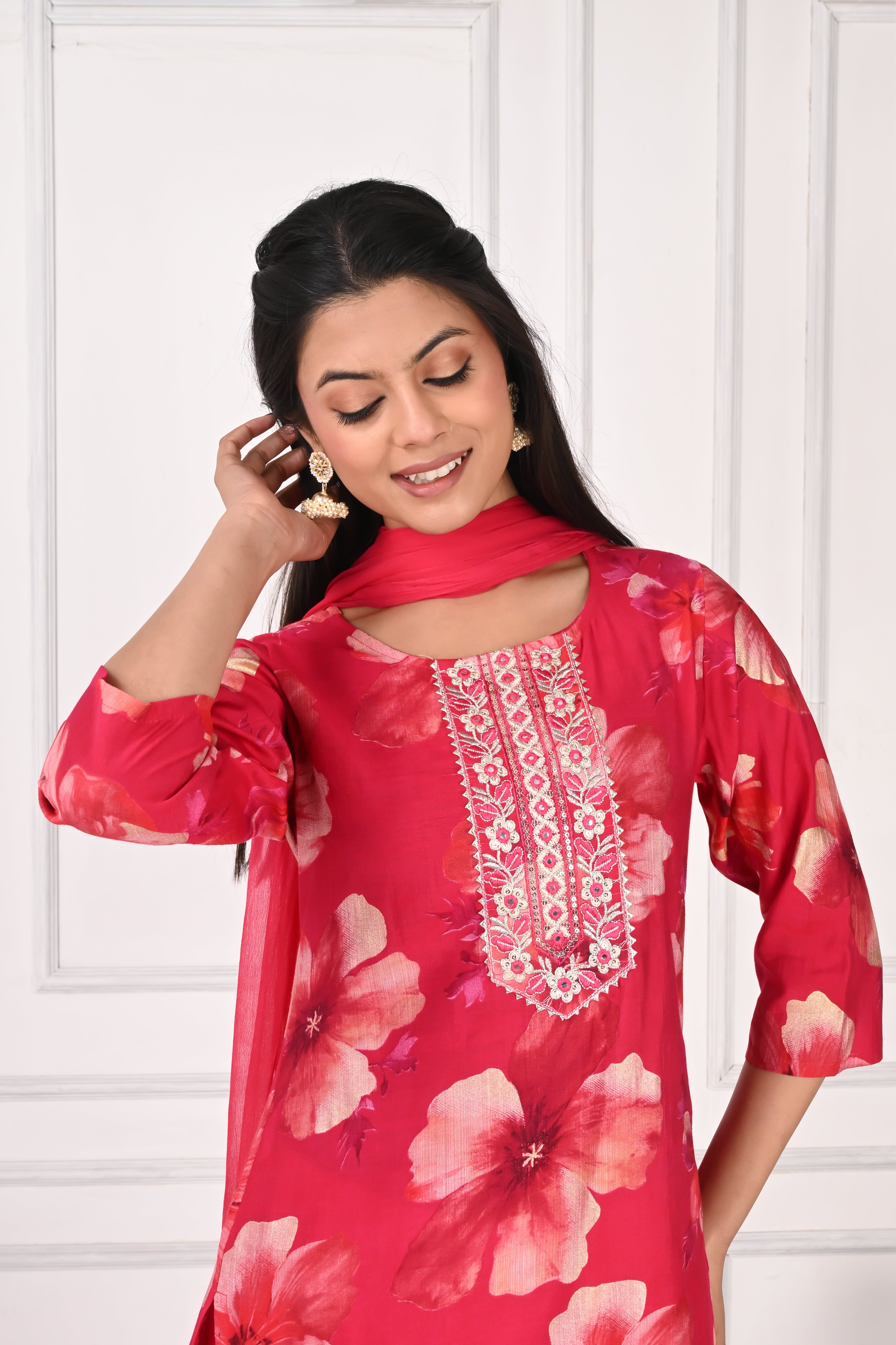 NR-132 Red Floral Printed Kurta Set with Dupatta