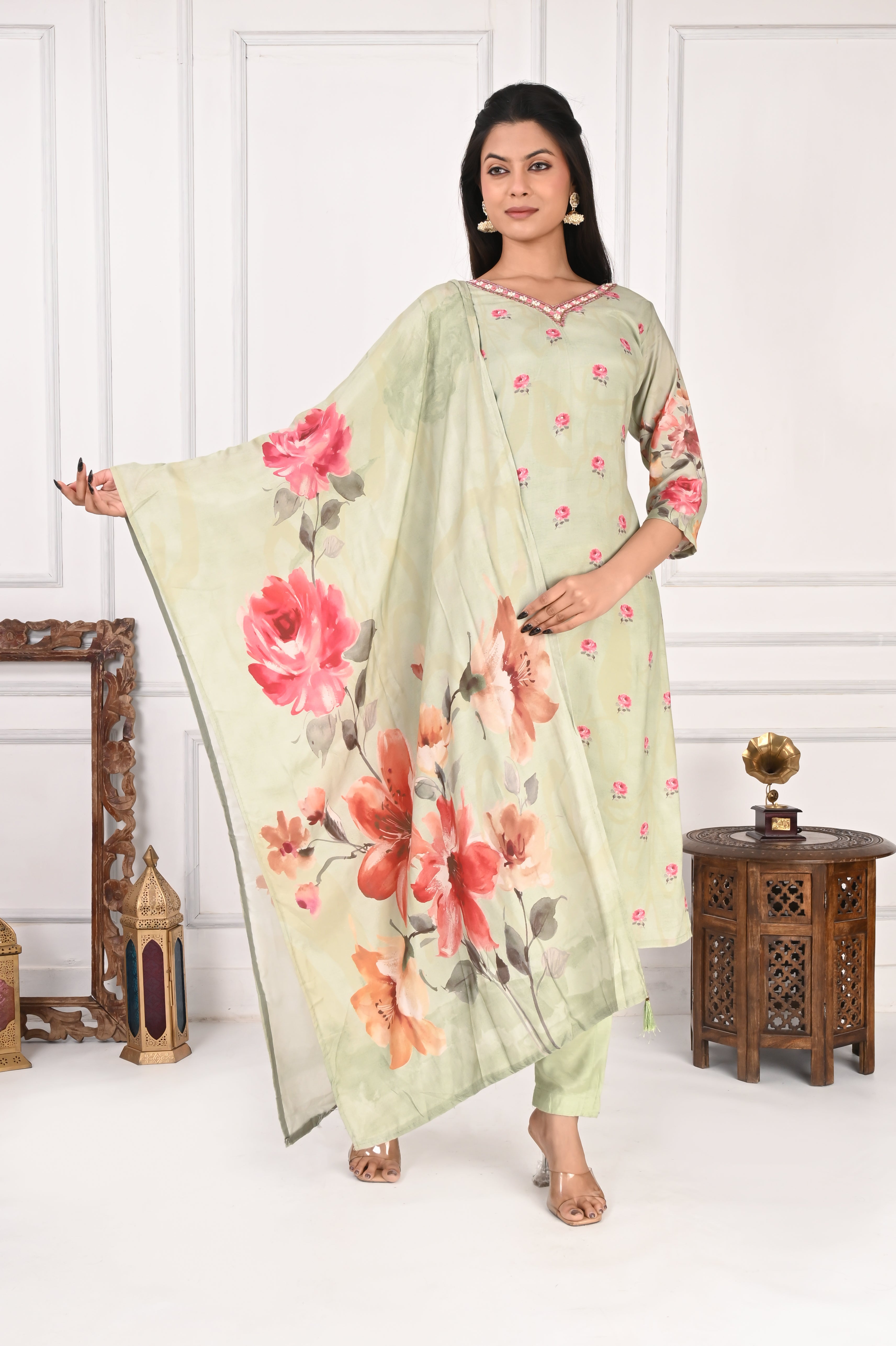 NR-135 Pastel Green Pure Maslin Floral Printed Kurta Set