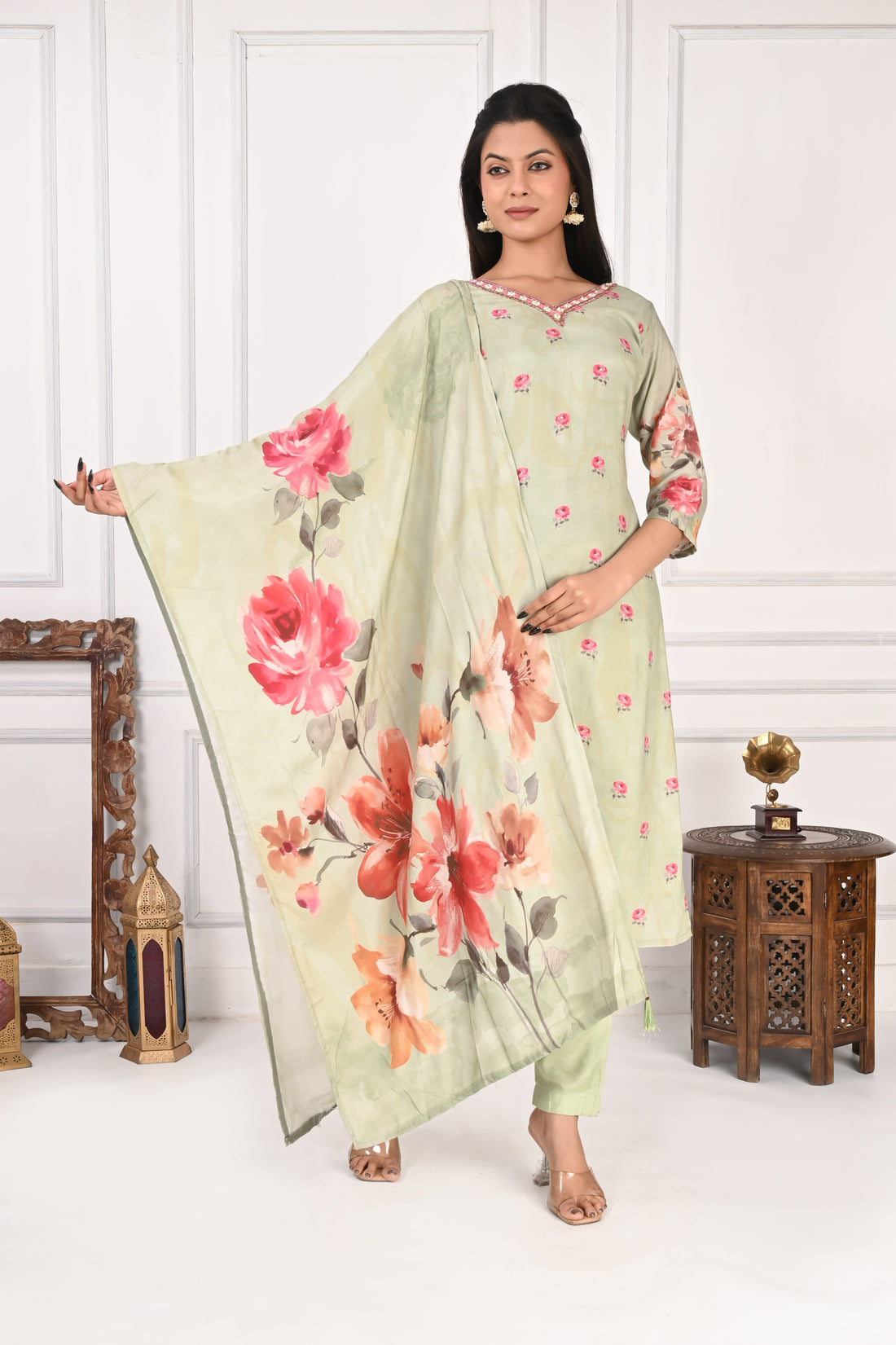 NR-135 Pastel Green Pure Maslin Floral Printed Kurta Set