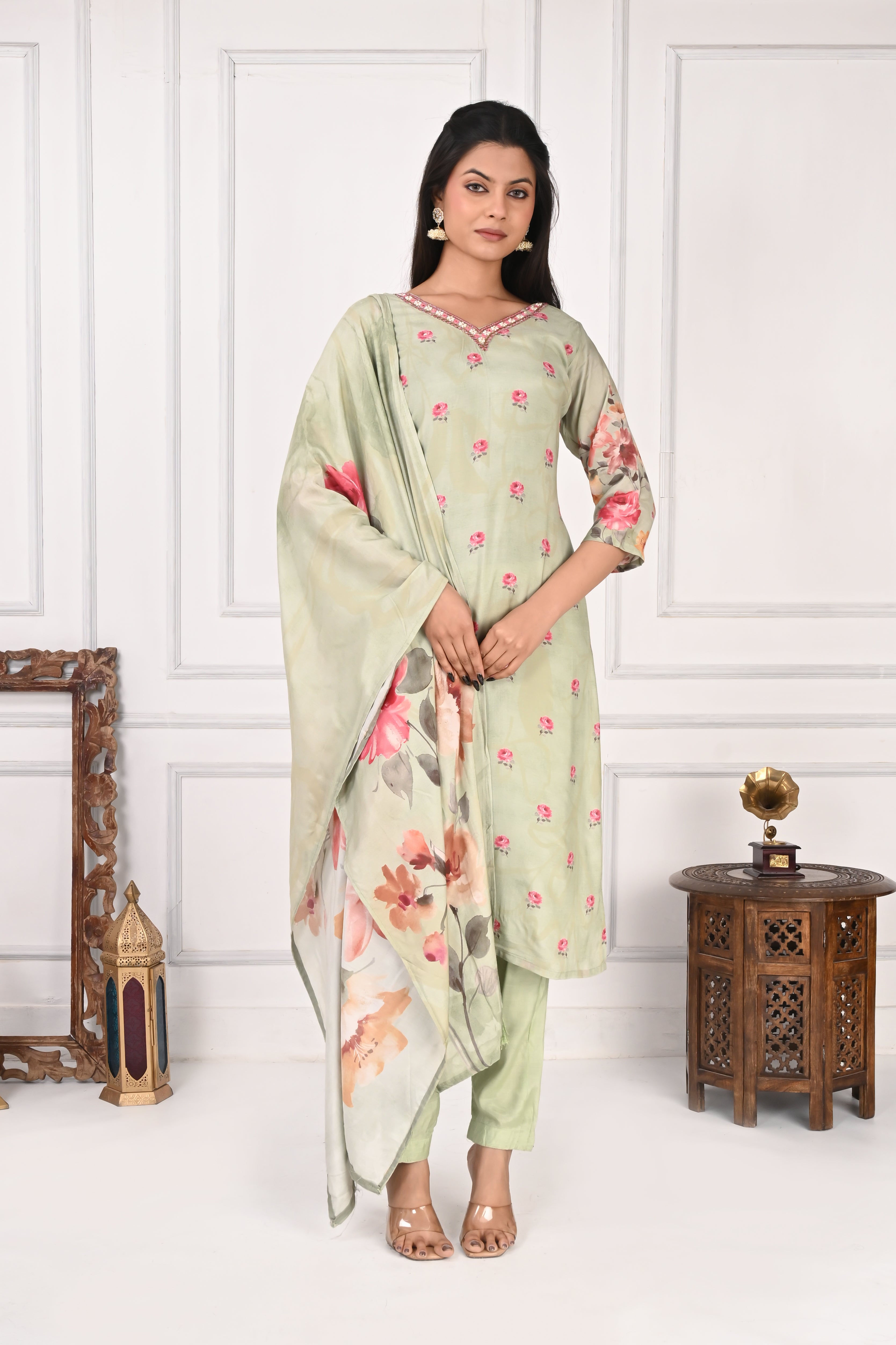 NR-135 Pastel Green Pure Maslin Floral Printed Kurta Set