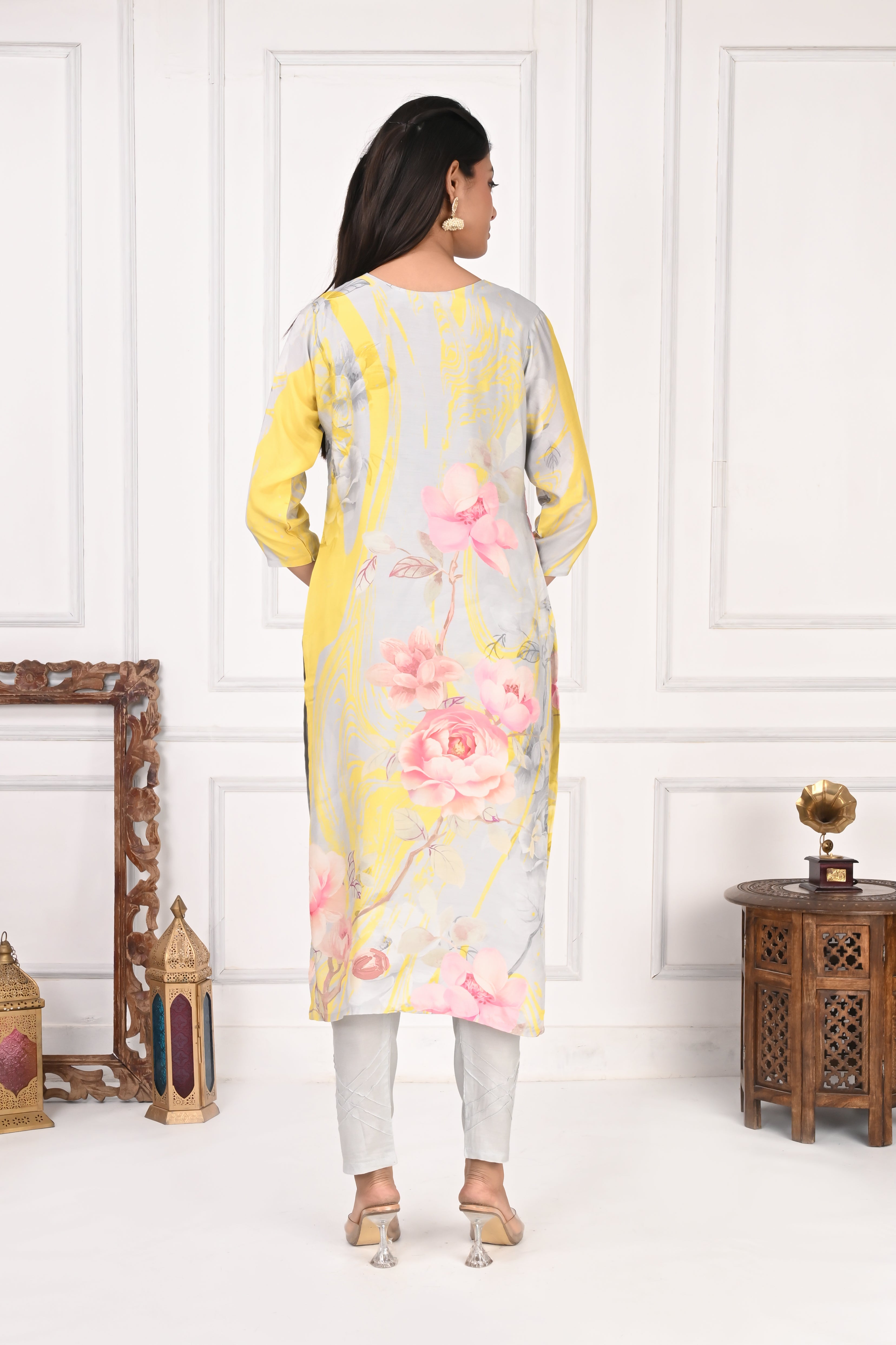 NR-137 Pastel Grey & Yellow Pure Maslin Floral Printed Kurta Set