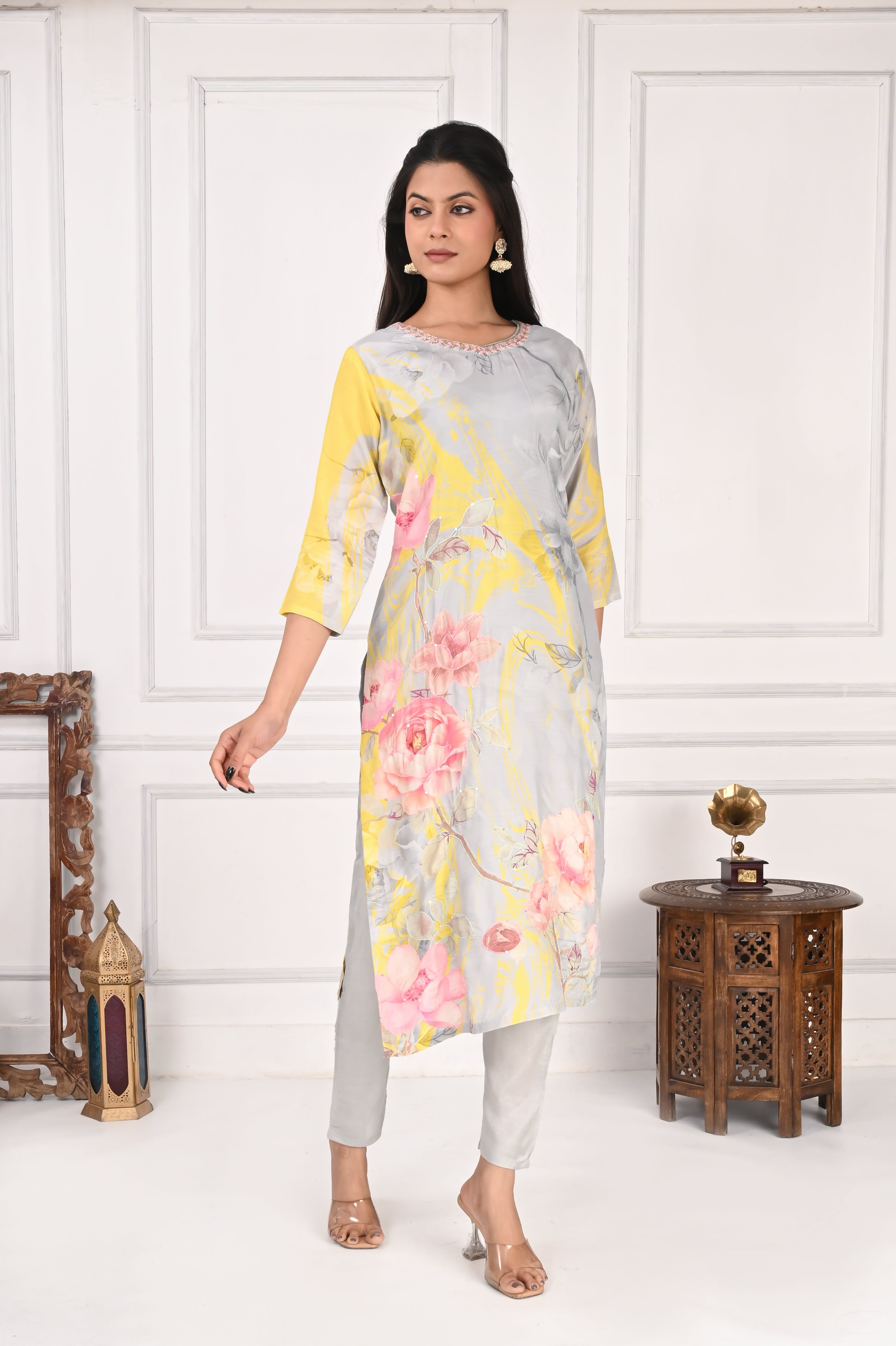 NR-137 Pastel Grey & Yellow Pure Maslin Floral Printed Kurta Set