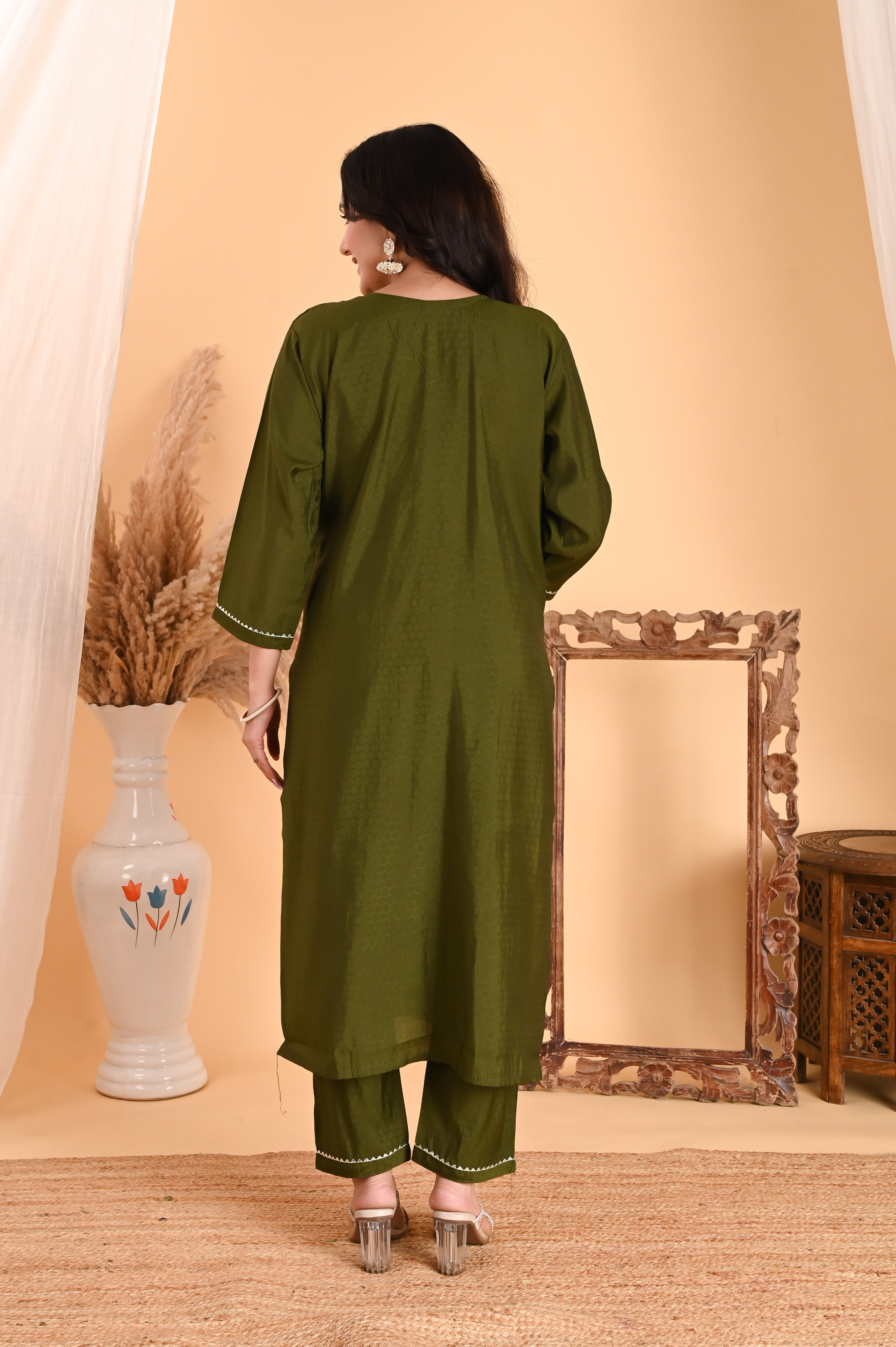 NR- 104/ Olive Green Floral Embroidered Kurta Set