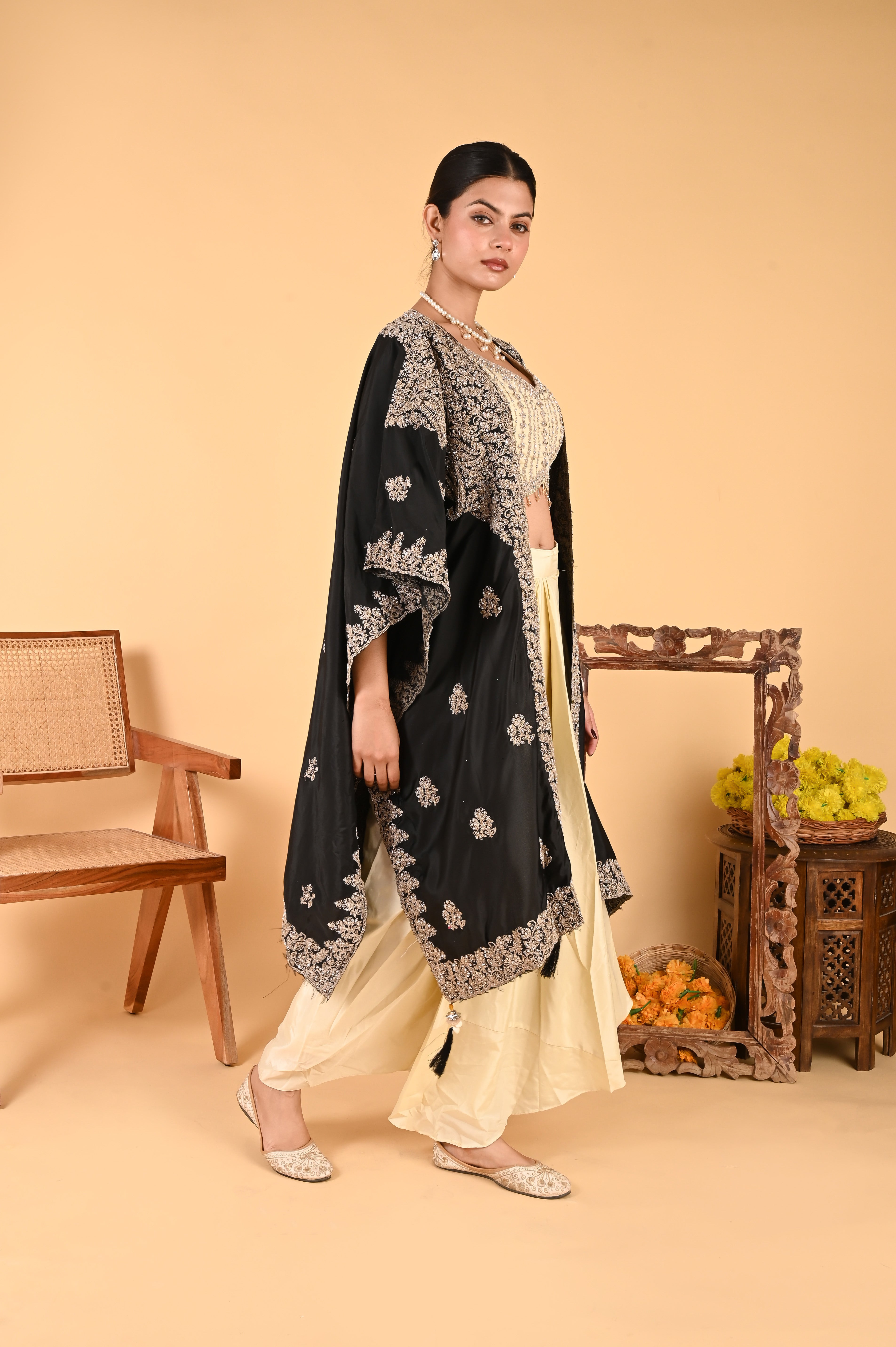 NR-124/ Black Embroidered Cape Set