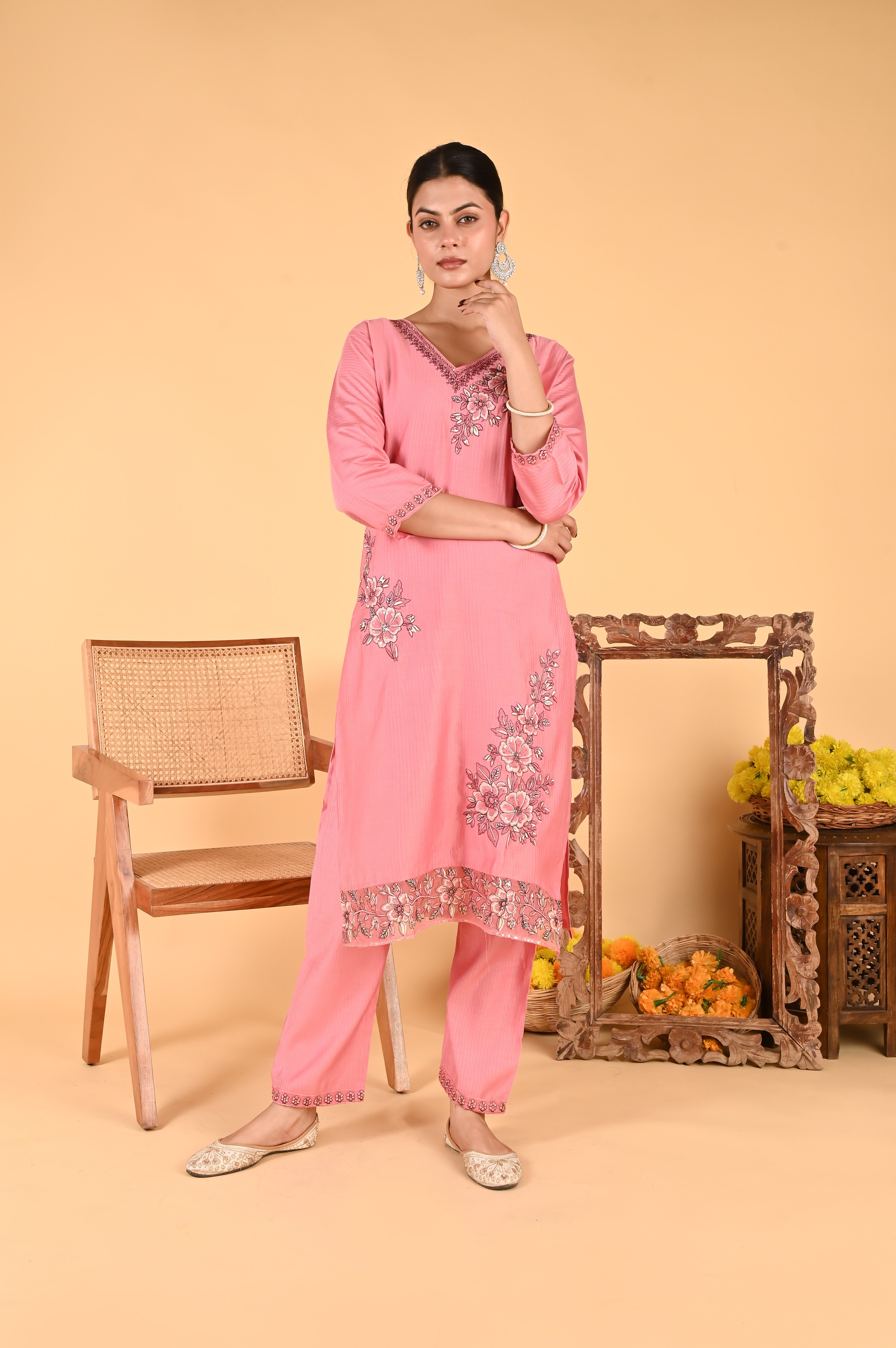 NR-122/ Blush Pink Elegant Floral Embroidered Kurta Set