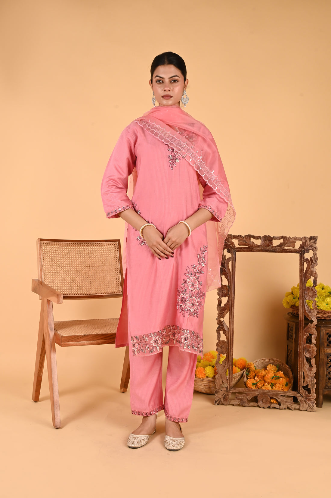 NR-122/ Blush Pink Elegant Floral Embroidered Kurta Set