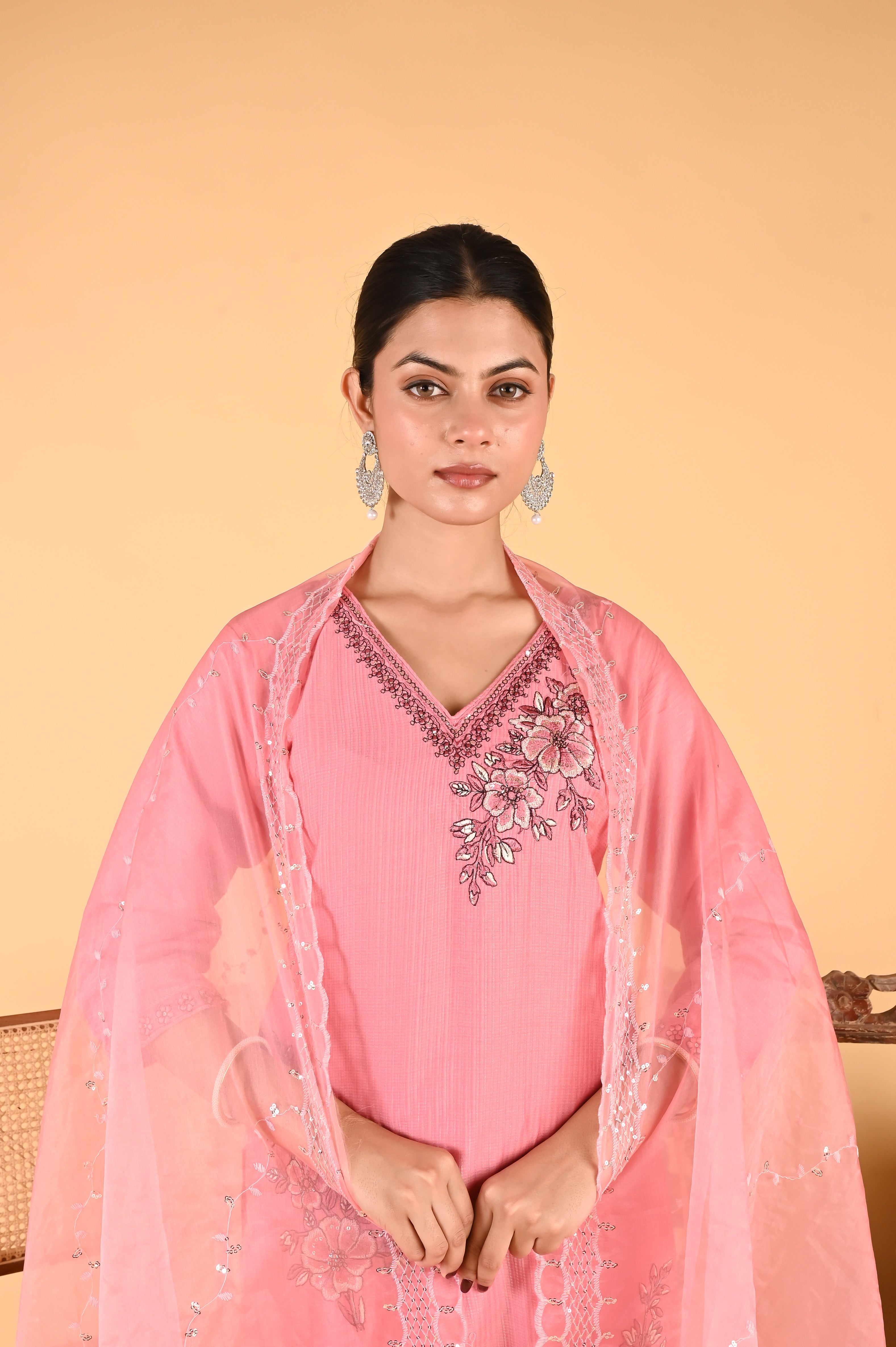 NR-122/ Blush Pink Elegant Floral Embroidered Kurta Set